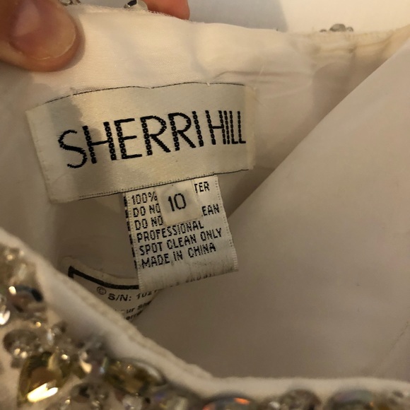 Sherri Hill jeweled prom dress - Picture 3 of 7